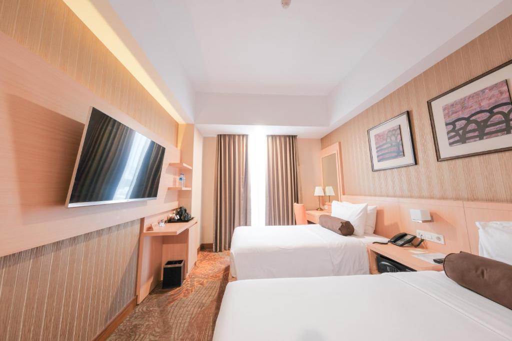 Hotel Chanti Managed By Tentrem Hotel Management Indonesia Semarang Exteriör bild