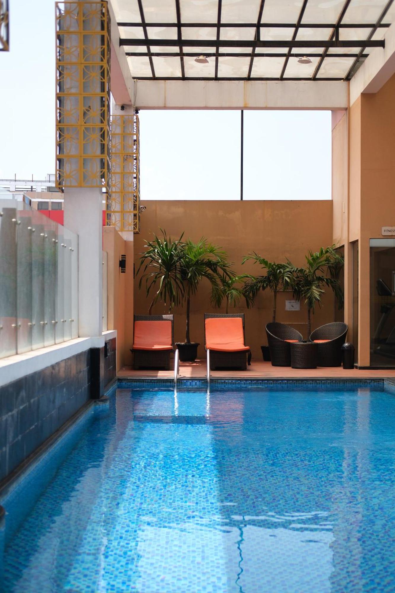 Hotel Chanti Managed By Tentrem Hotel Management Indonesia Semarang Exteriör bild